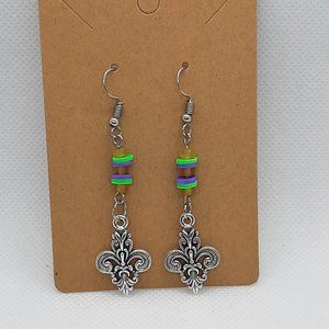 Fleur De Lis Earrings in Silver w/ Mardi Gras Beads